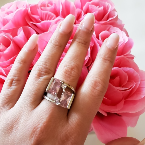 Fashion jewelry 18K Gold plated  ring - Picture 1 of 3